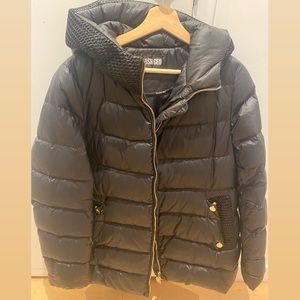 Flash geo down winter jacket perfect condition.